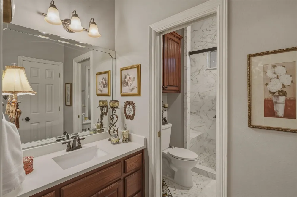 107 Nob Hill Lane Ovilla, TX 75154