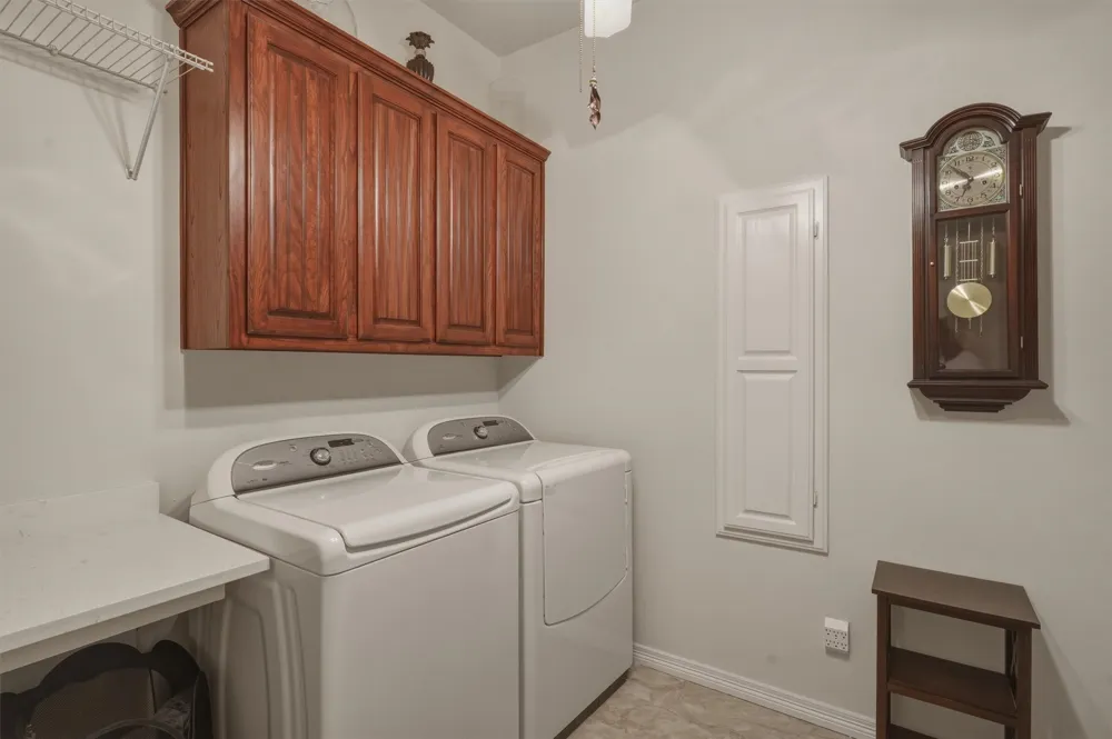 107 Nob Hill Lane Ovilla, TX 75154