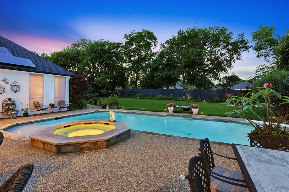 107 Nob Hill Lane Ovilla, TX 75154
