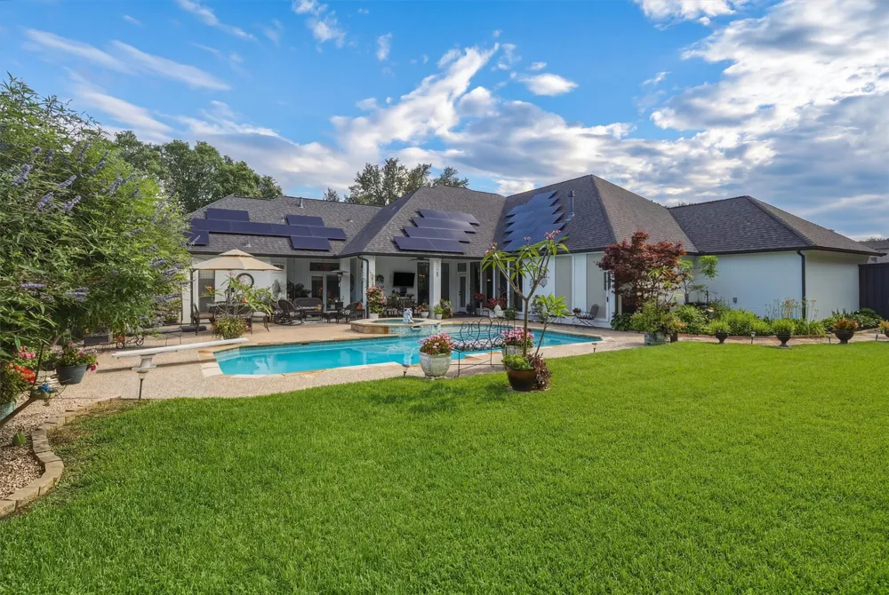 107 Nob Hill Lane Ovilla, TX 75154