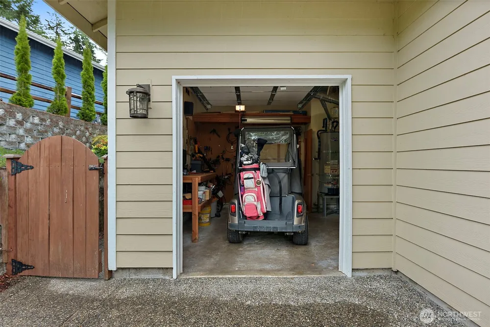321 E Fairway Dr Allyn, WA 98524