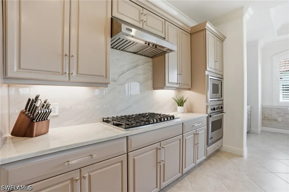 Marquesa Royale Lane #4-302 Naples, FL 34109