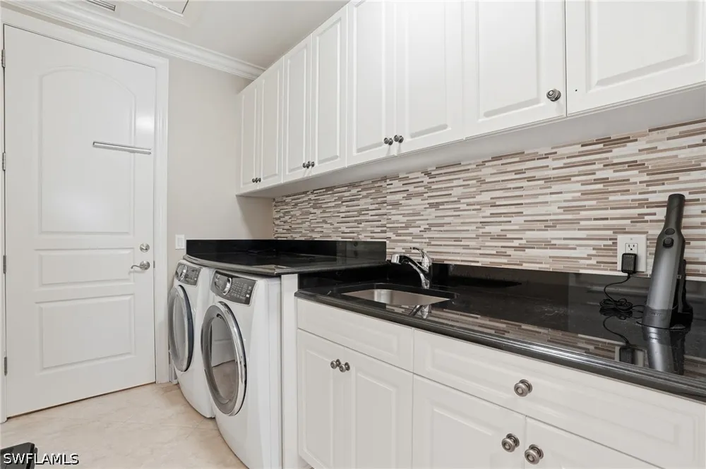 Marquesa Royale Lane #4-302 Naples, FL 34109