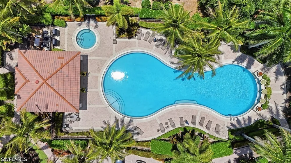 Marquesa Royale Lane #4-302 Naples, FL 34109