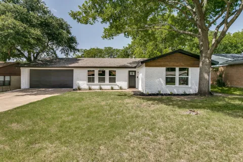 3504 Westfield Avenue