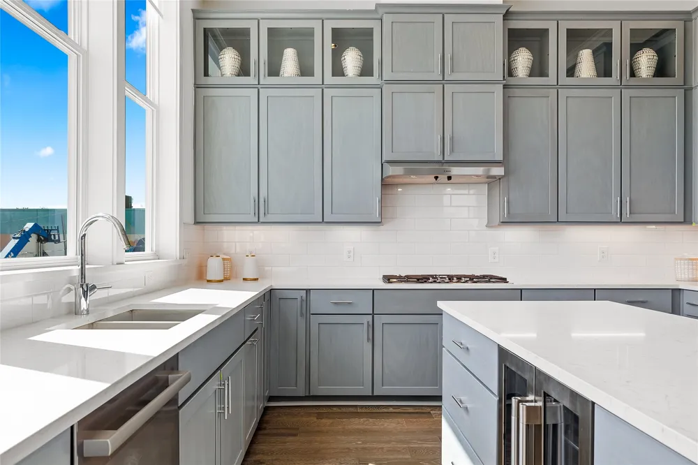 215 Carroll Street Fort Worth, TX 76107