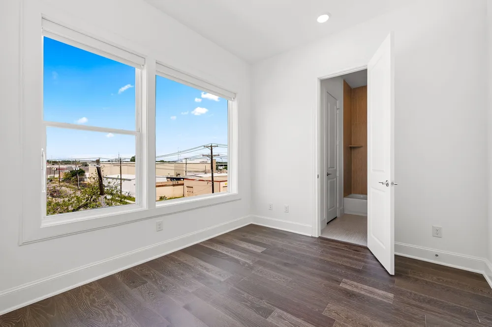 215 Carroll Street Fort Worth, TX 76107