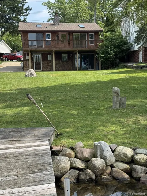 1508 LAKEVIEW DRIVE