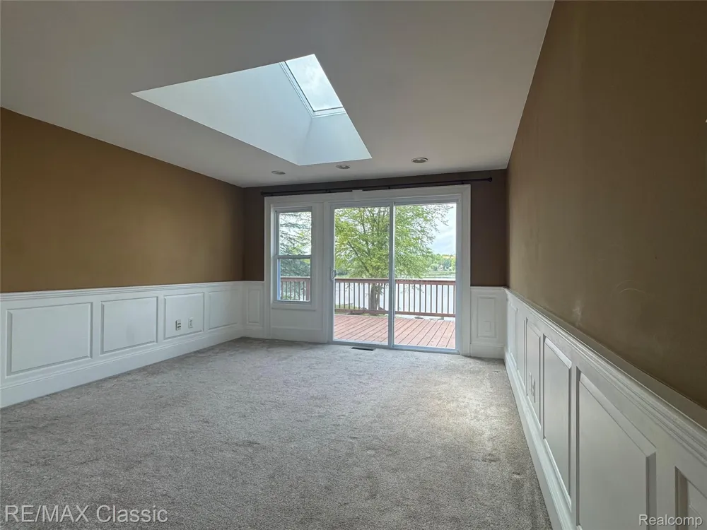 1508 LAKEVIEW DRIVE Wolverine Lake Village, MI 48390