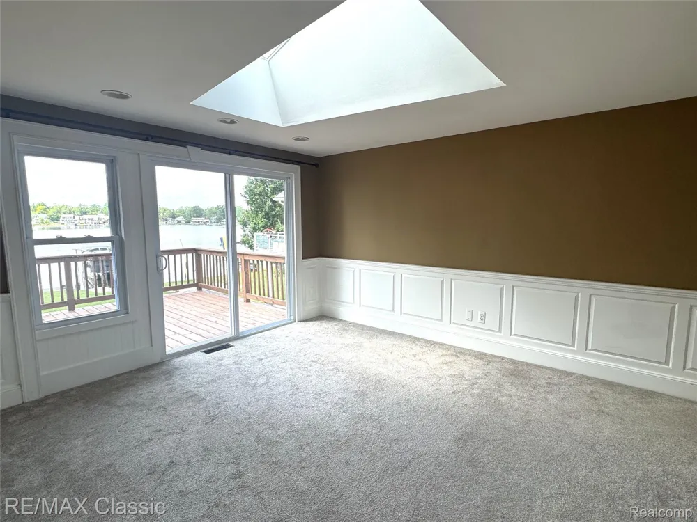1508 LAKEVIEW DRIVE Wolverine Lake Village, MI 48390