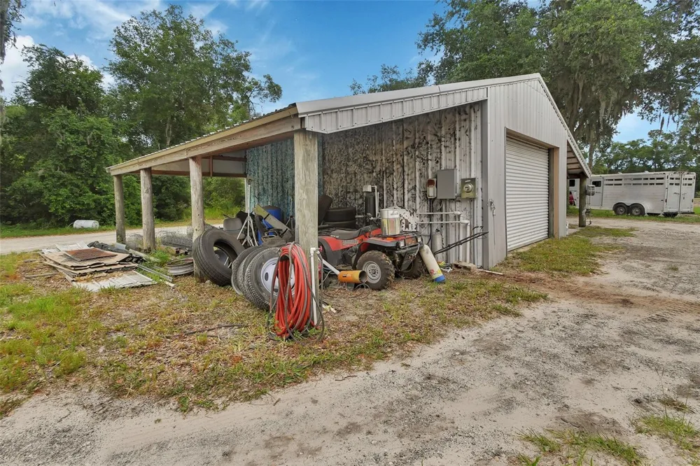 4940 STATE ROAD 11 De Leon Springs, FL 32130