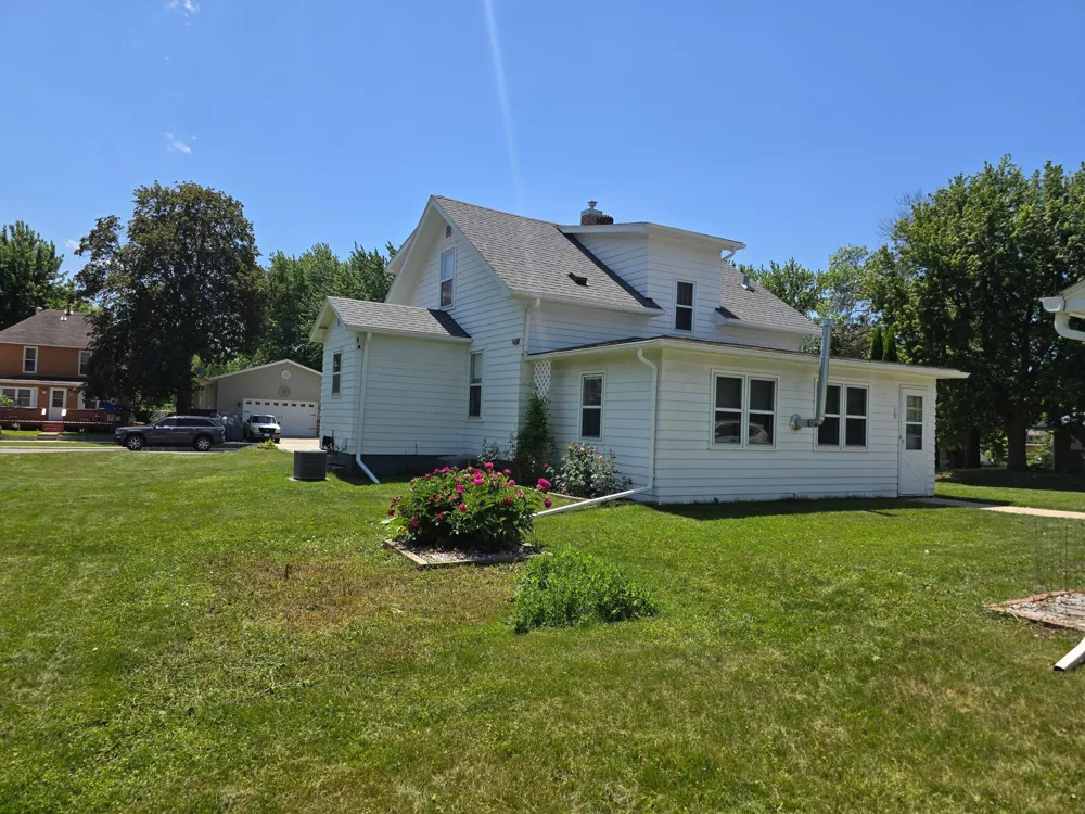 1601 Murray Avenue Worthington, MN 56187