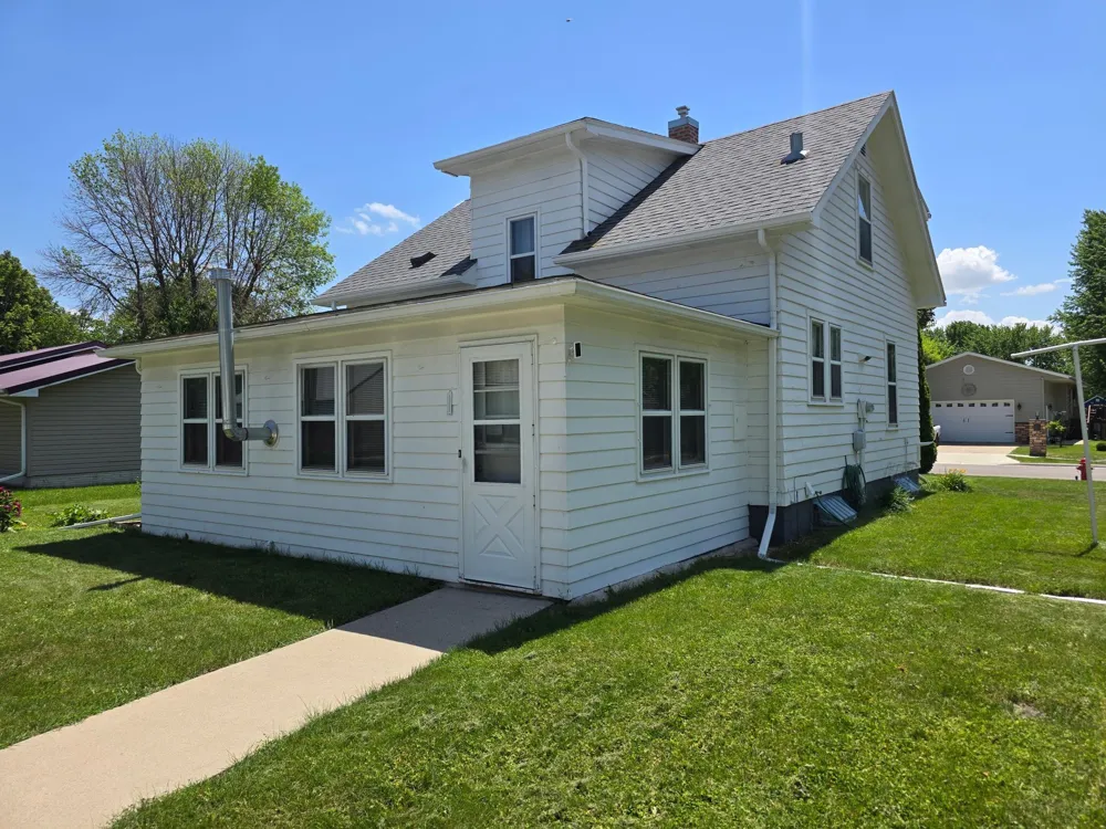 1601 Murray Avenue Worthington, MN 56187