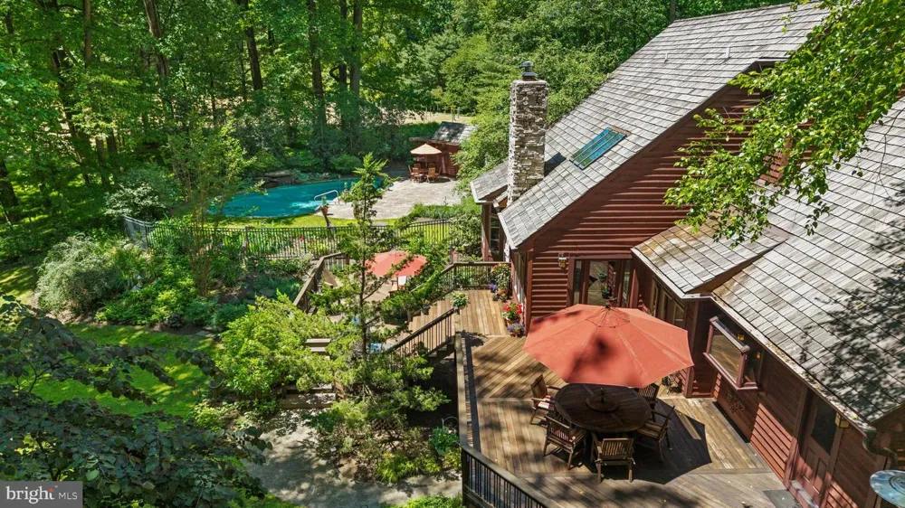 1390 HENRYTON ROAD Marriottsville, MD 21104
