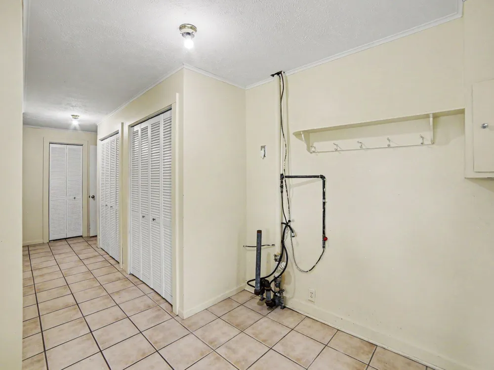 1358 Lakeshore Drive Ludington, MI 49431