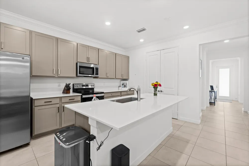 460 Veridian Circle NW Palm Bay, FL 32907