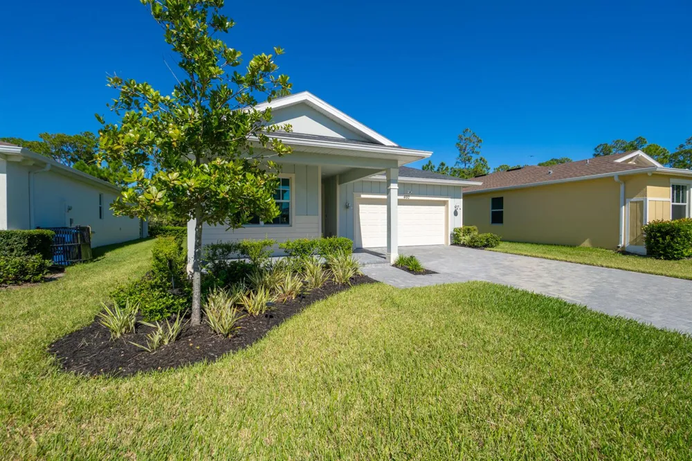 460 Veridian Circle NW Palm Bay, FL 32907
