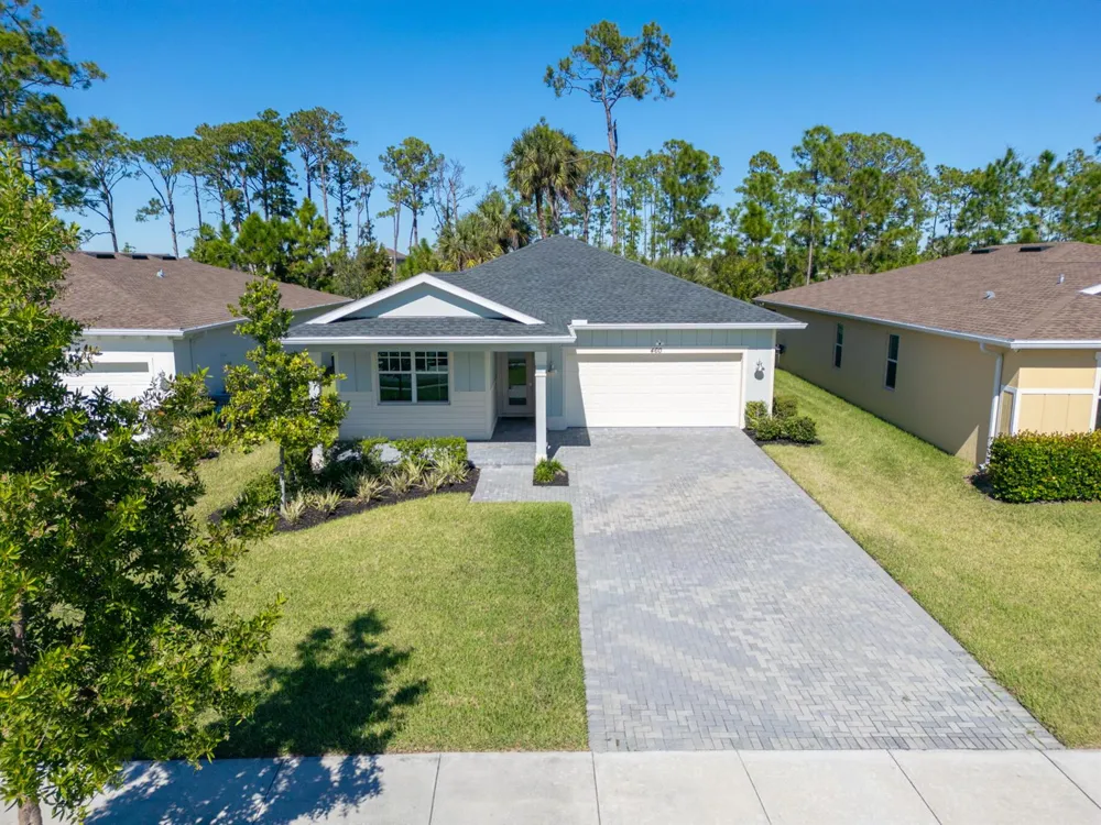 460 Veridian Circle NW Palm Bay, FL 32907