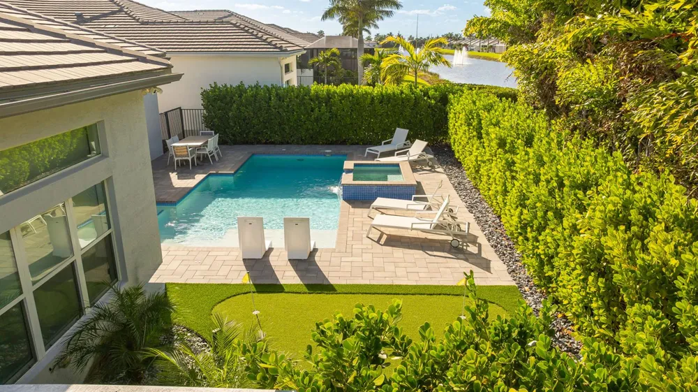 9831 Great Barrier Trail Boynton Beach, FL 33473