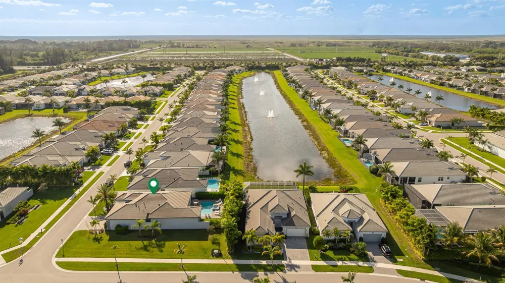 9831 Great Barrier Trail Boynton Beach, FL 33473
