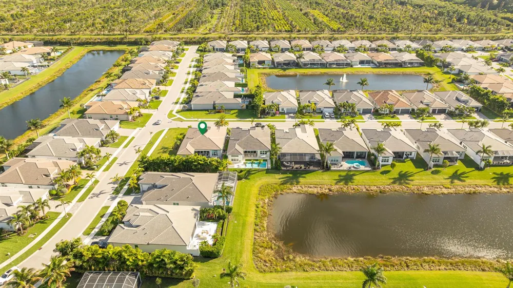 9831 Great Barrier Trail Boynton Beach, FL 33473