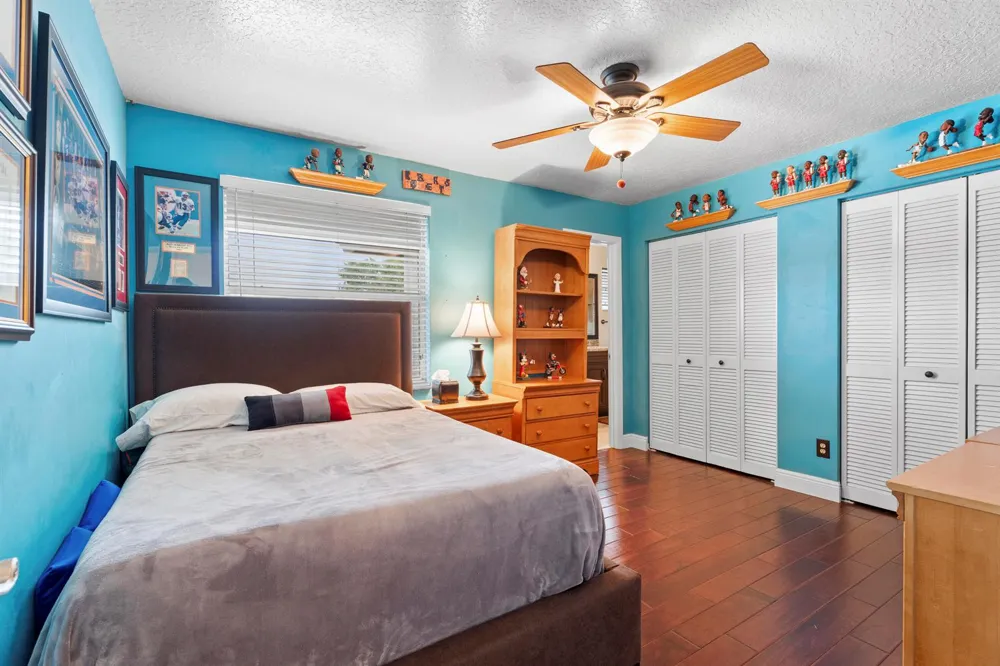 3342 Amsterdam Avenue Cooper City, FL 33026