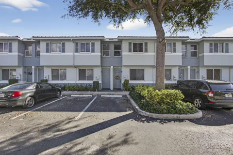 3720 Oleander Terrace