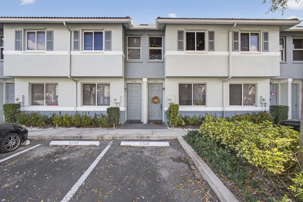3720 Oleander Terrace Riviera Beach, FL 33404