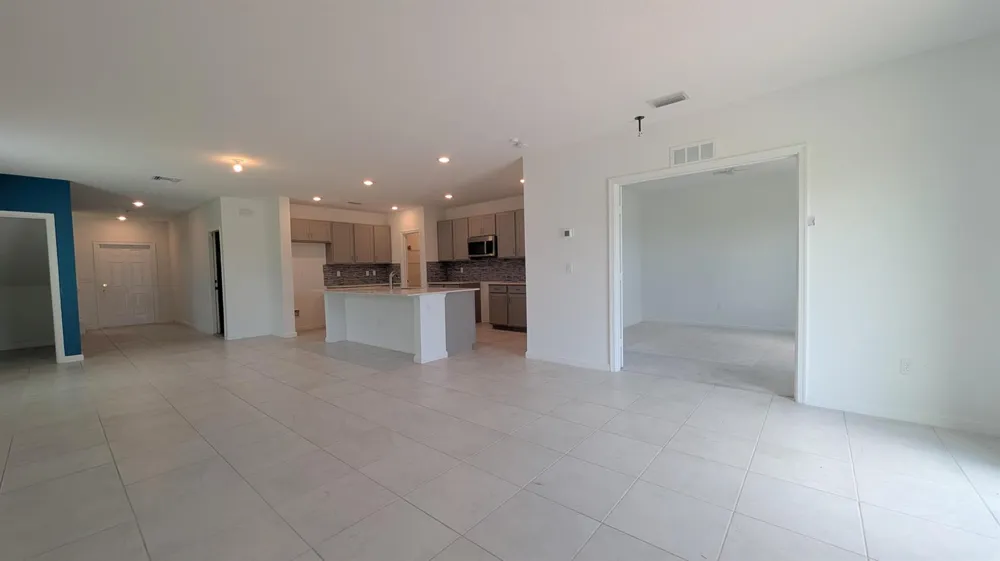 786 Worlington Lane Fort Pierce, FL 34947