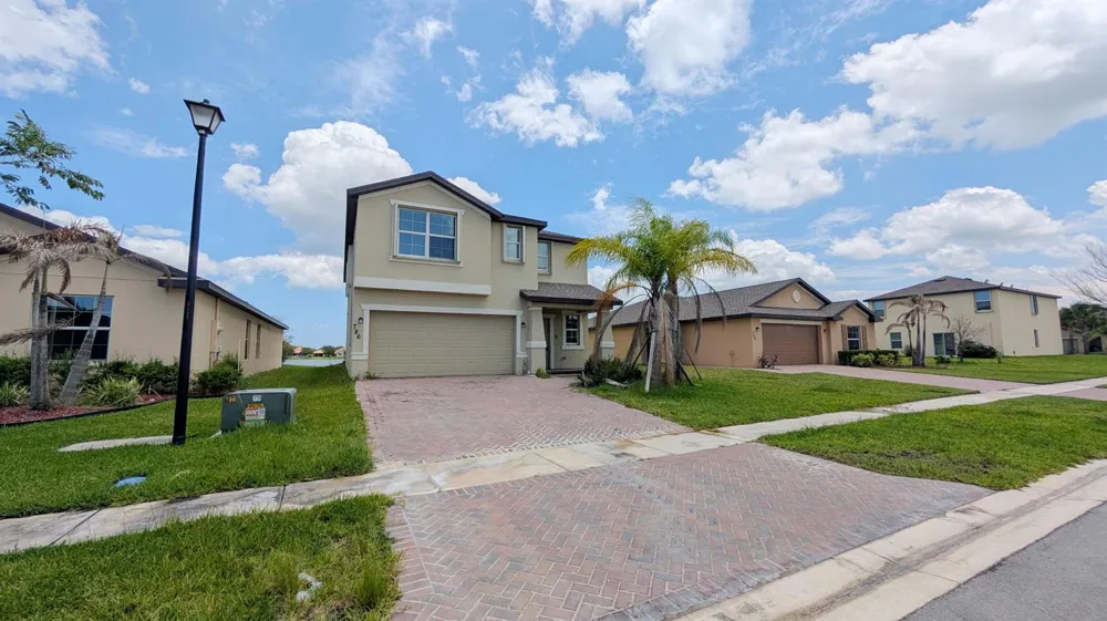 786 Worlington Lane Fort Pierce, FL 34947