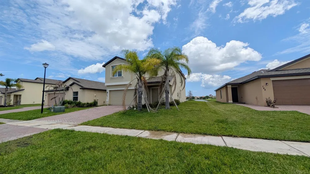 786 Worlington Lane Fort Pierce, FL 34947