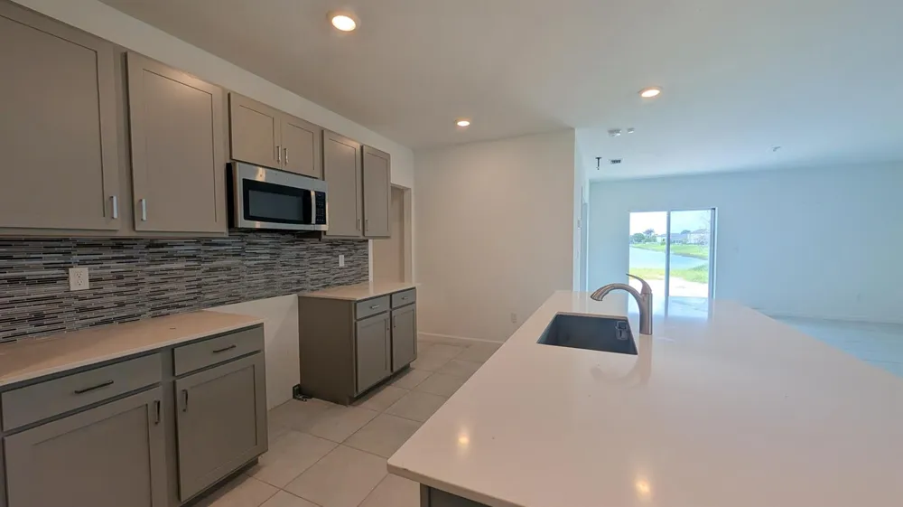 786 Worlington Lane Fort Pierce, FL 34947