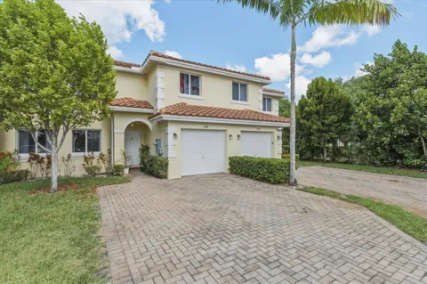 1340 SW 53rd Avenue