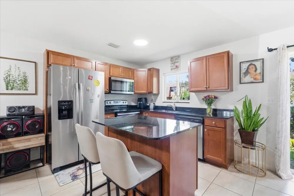 1340 SW 53rd Avenue North Lauderdale, FL 33068