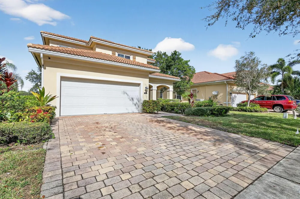 6720 Osage Circle 