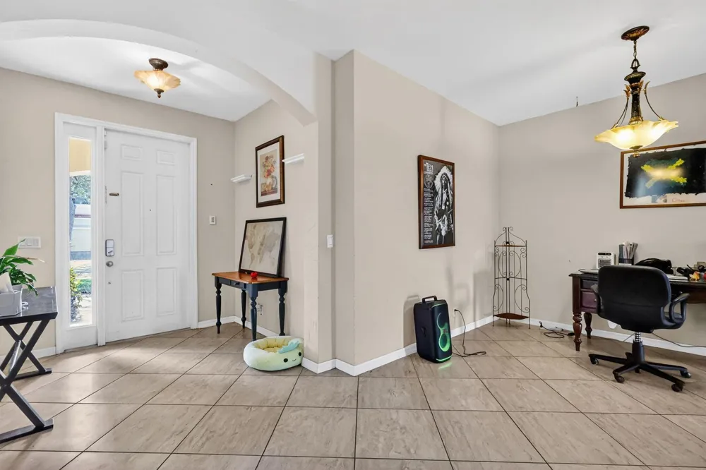 6720 Osage Circle 