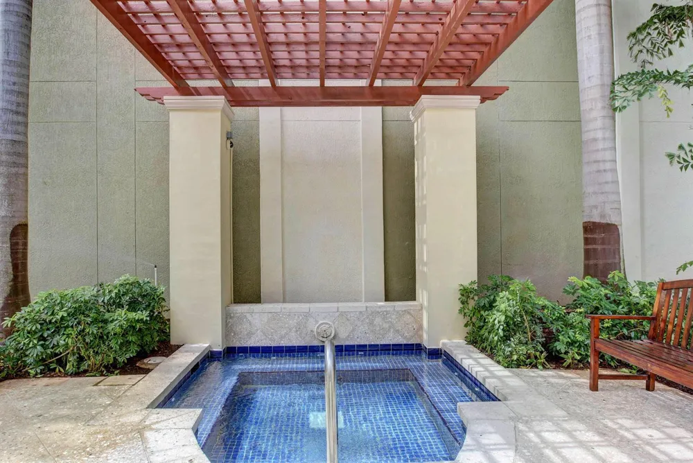 804 E Windward Way #211 Lantana, FL 33462