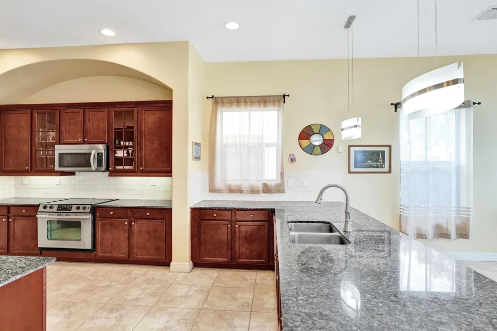 8541 NW 38th Street Cooper City, FL 33024