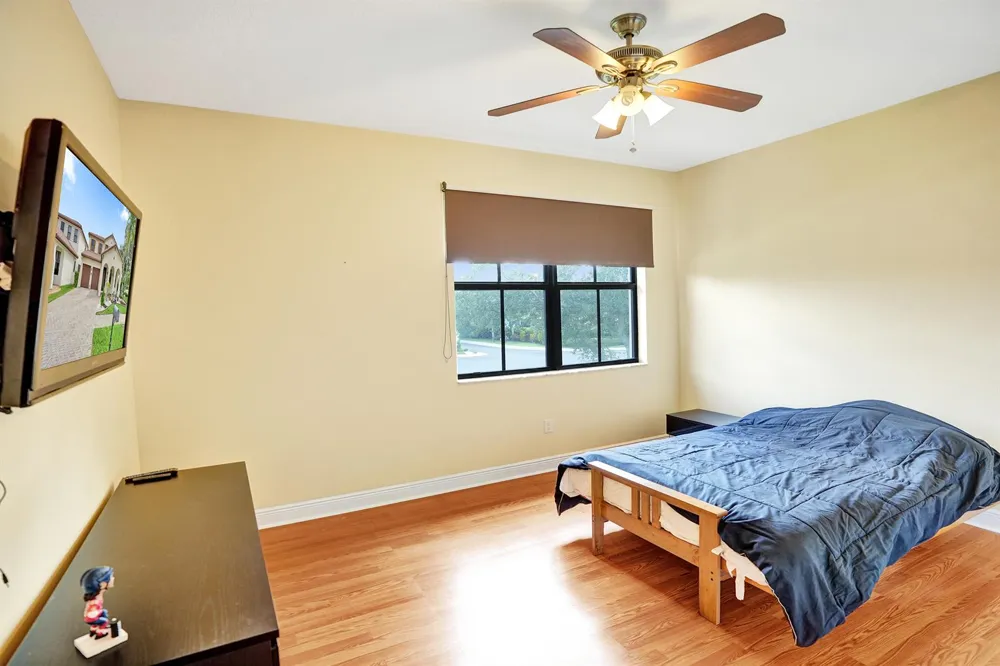 8541 NW 38th Street Cooper City, FL 33024