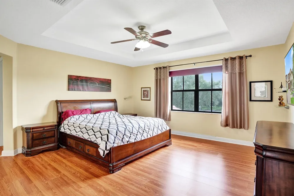 8541 NW 38th Street Cooper City, FL 33024