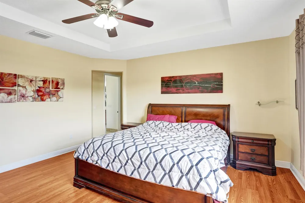 8541 NW 38th Street Cooper City, FL 33024