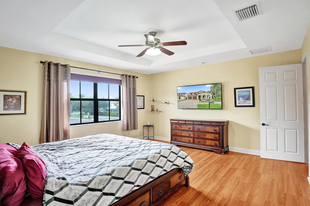 8541 NW 38th Street Cooper City, FL 33024