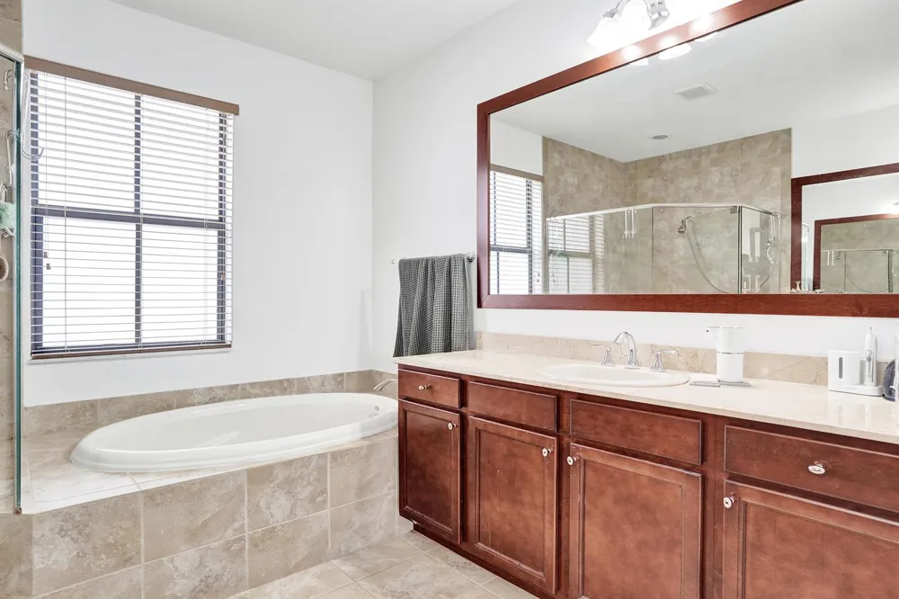 8541 NW 38th Street Cooper City, FL 33024