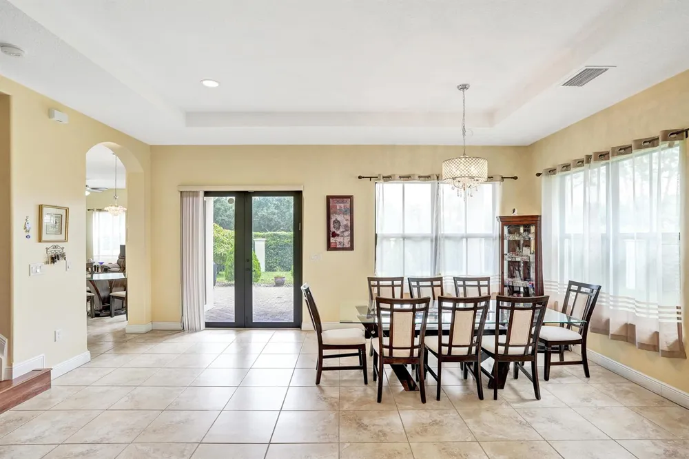 8541 NW 38th Street Cooper City, FL 33024