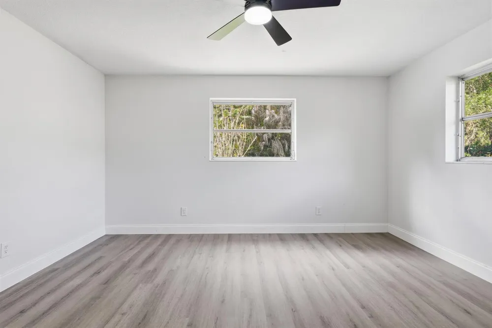 2726 6th Place Vero Beach, FL 32968