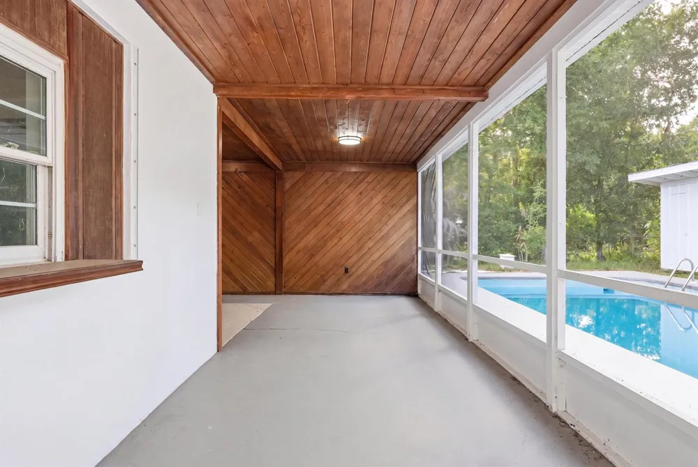 2726 6th Place Vero Beach, FL 32968
