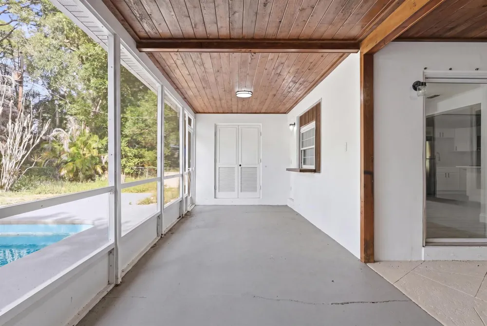 2726 6th Place Vero Beach, FL 32968