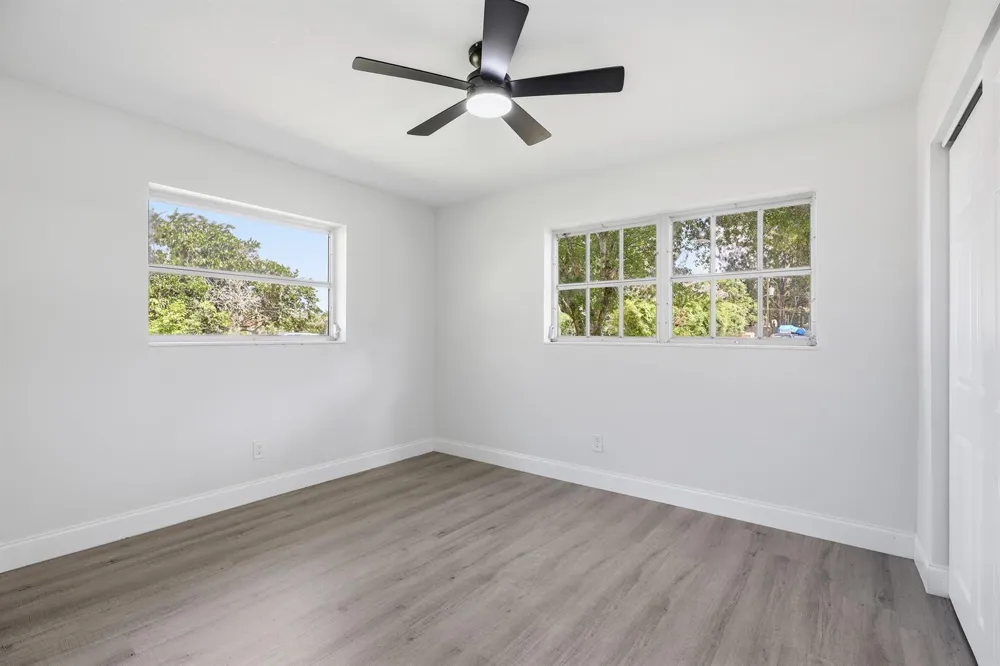 2726 6th Place Vero Beach, FL 32968