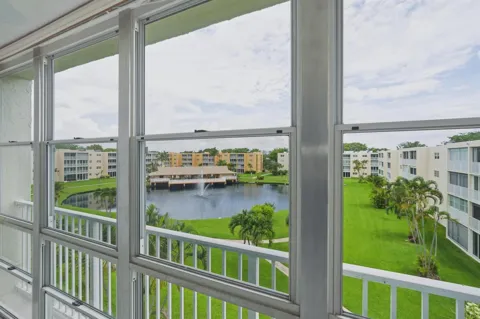 205 SE 11th Terrace #403