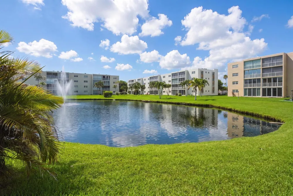 205 SE 11th Terrace #403 Dania Beach, FL 33004